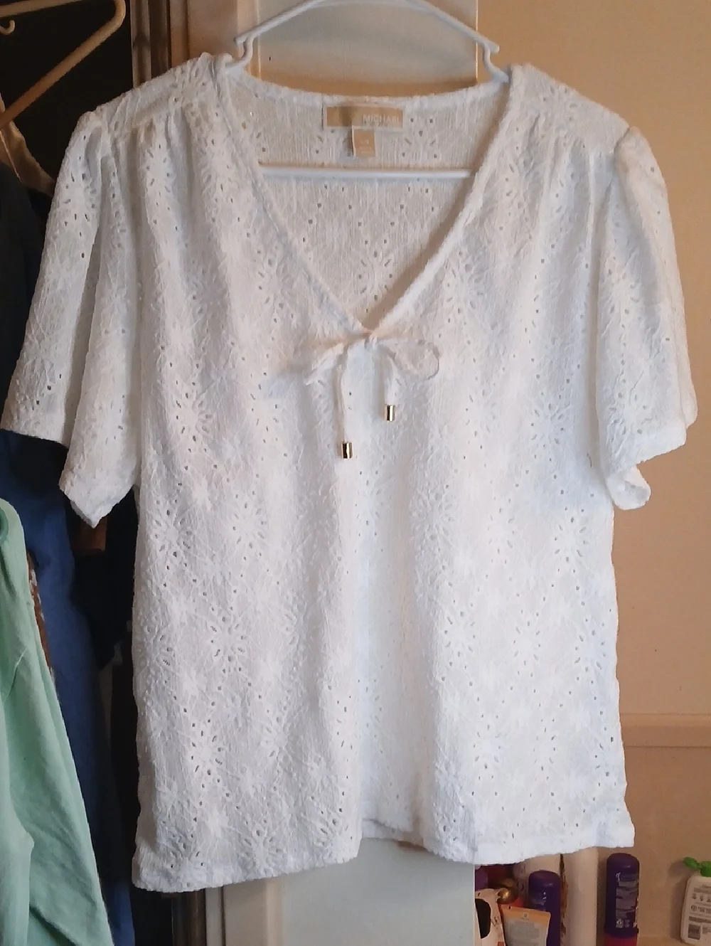 Michael Kors White Eyelet V-Neck Tie-Front Blouse‎